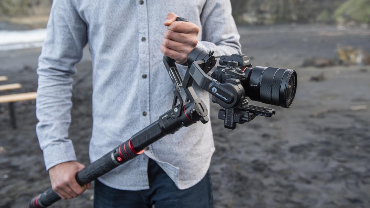 How to use a Gimbal to Record Smooth Video | Manfrotto How to use a Gimbal to Record Smooth Video | Manfrotto