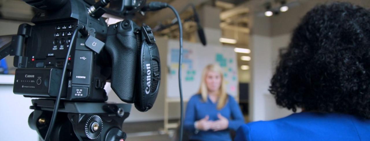 How to Make a Video Testimonial (with Simple Tools) How to Make a Video Testimonial (with Simple Tools)